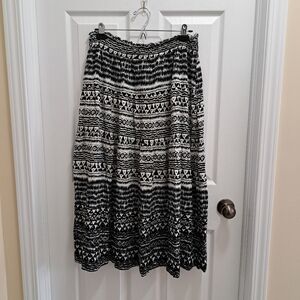 INC International Concepts Black White Maxi Skirt Women's Medium Rayon Bohemian